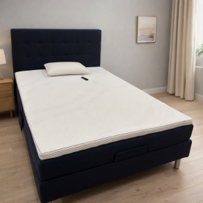 Dunlopillo Pure elevationsseng 140x200 cm. Stitch gavl, Cool Wave top - udstillingsseng Structure m�rkbl�