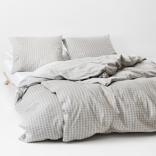 Senget�j �kologisk bomuldssatin Snooze Check Beige 140x200 og pudebetr�k 63x60 fra Night &amp; Day-TC300
